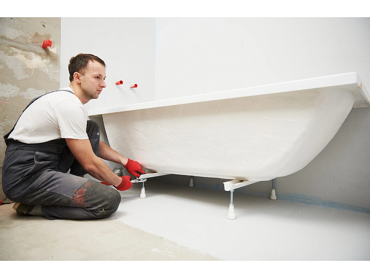 Установка акриловой ванны